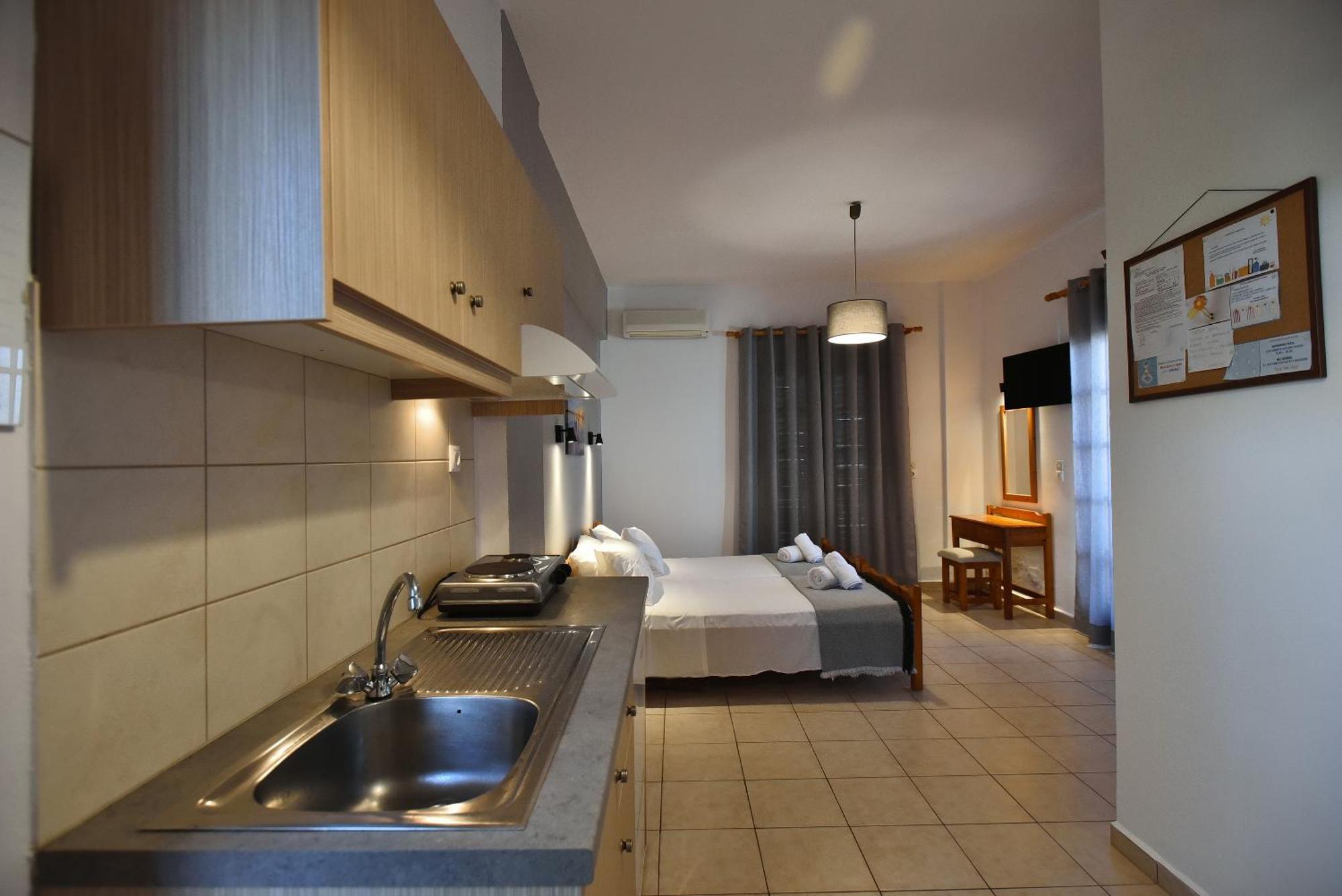 Mari Evans Apartments Kato Gouves Bagian luar foto